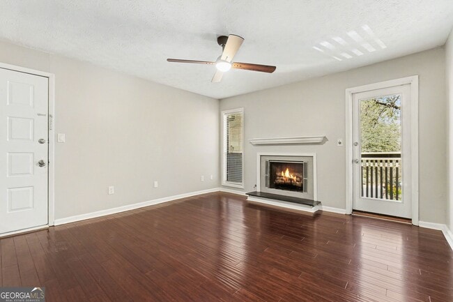 Building Photo - 918 Dunbar Dr