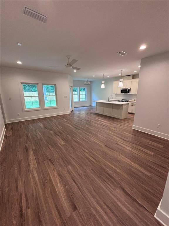 Foto del edificio - 27940 Tolbert Ln