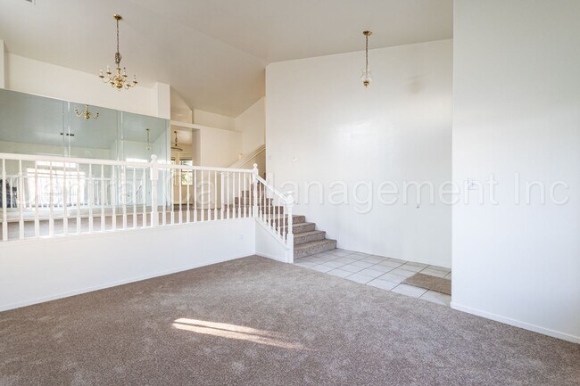 Foto del edificio - 4 Bedroom/2.5 Bath Home located in RiverLakes - $2645 Per month!