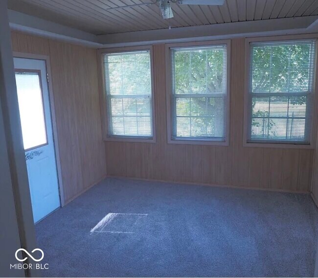 Building Photo - 1430 Sanner Dr