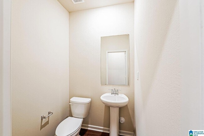 Foto del edificio - 8090 Hagood St