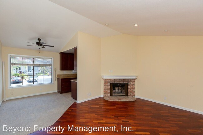 Building Photo - 2 br, 2 bath House - 3958 Louisiana St Unit 7