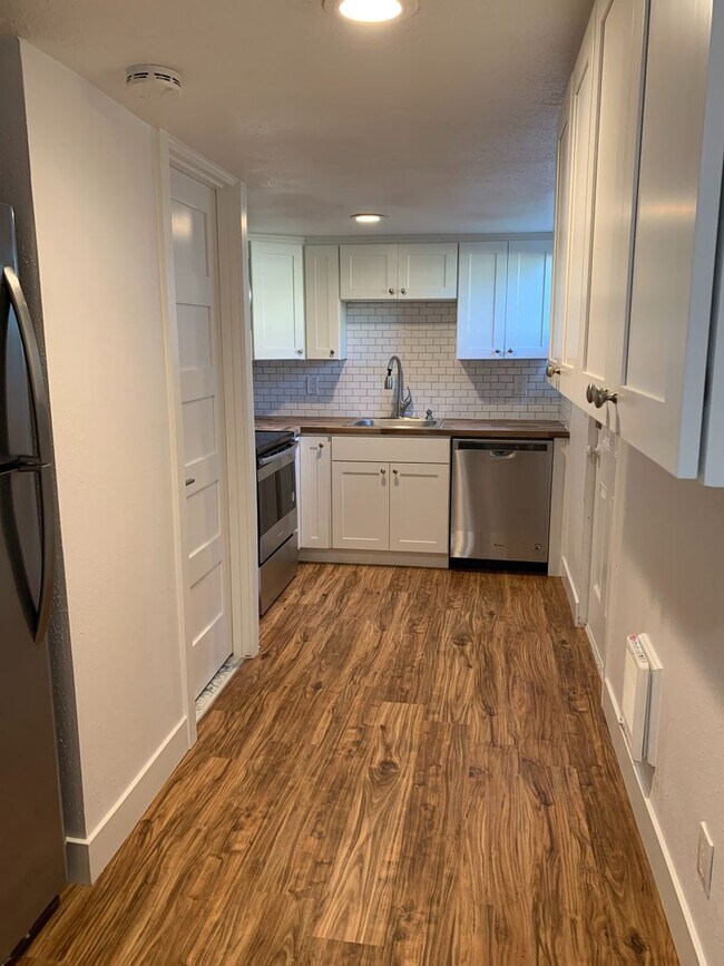 Foto del edificio - Newly remodeled 1bedroom