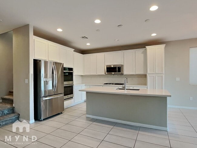 Building Photo - 5709 Justin Robert St