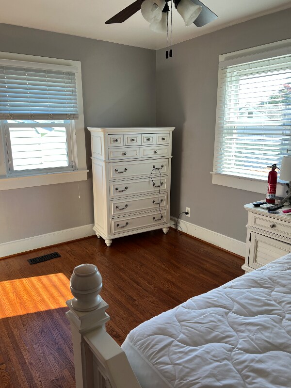 Foto del edificio - 454 Hanson Ave