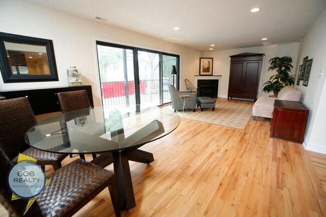 Foto del edificio - 6954 N Greenview Ave