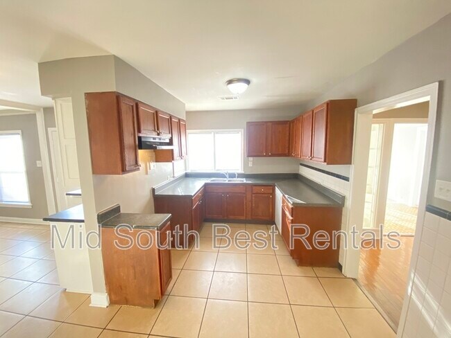 Foto del edificio - 2000 North Pkwy