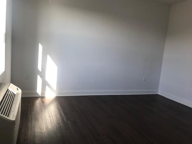 Foto del edificio - 747 Grand St