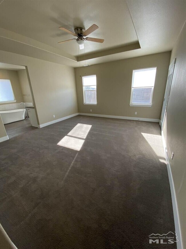 Building Photo - 503 Doral Ct
