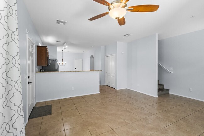 Foto del edificio - Beautifully Maintained Townhome