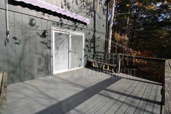 Foto del edificio - Peaceful 2-Bedroom Home Near Branson, MO –...