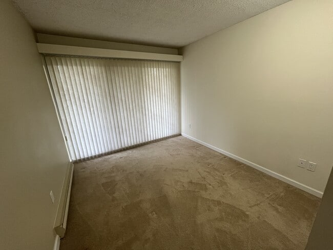 Building Photo - 4363 Halifax St