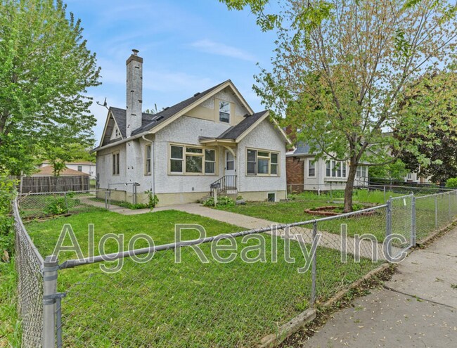 Building Photo - 2915 N Logan Ave