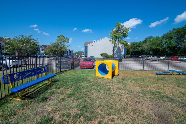 Willow Springs apartments — community photo - Willow Springs