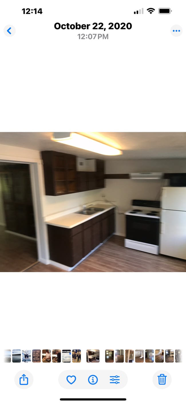 Building Photo - Olde Park Place B