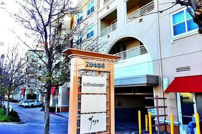 Foto del edificio - 20488 Stevens Creek Blvd