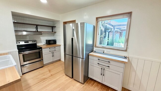 Foto del edificio - 9340 SE Yamhill St