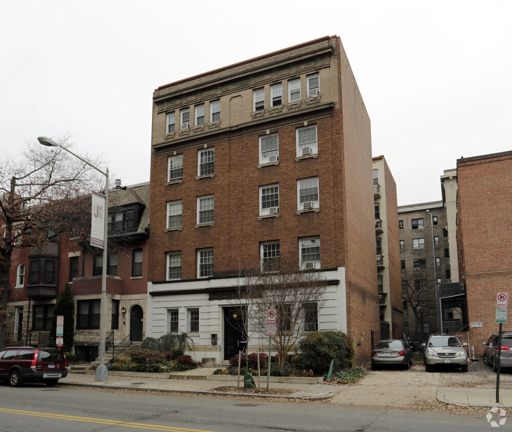 Primary Photo - 1705 P St NW