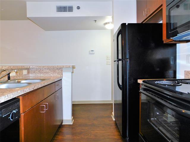 Foto del edificio - 1512 N Elm St