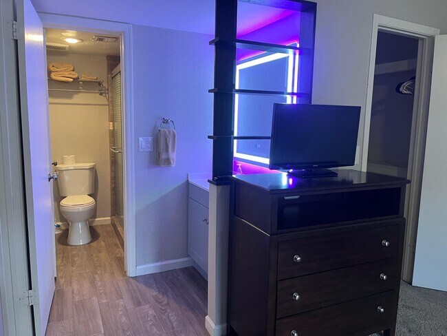 Foto del edificio - 533 W Guadalupe Rd