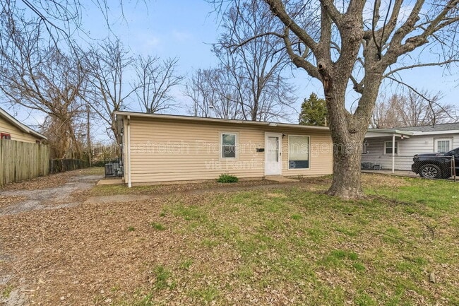 Building Photo - 133 St Thomas Ln