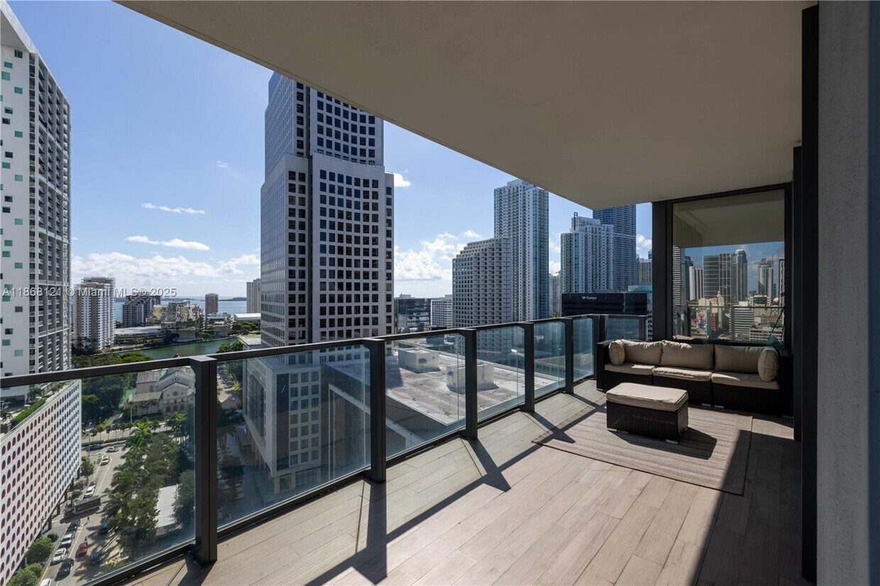 Foto principal - 68 SE 6th St