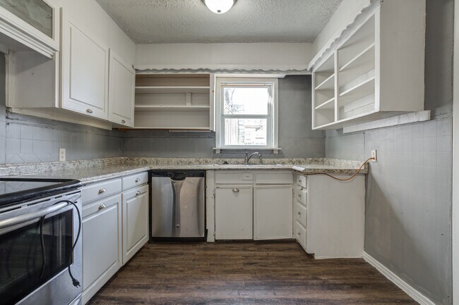 Building Photo - 2506 40th St