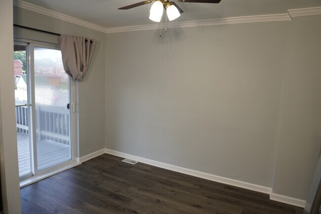 Building Photo - 1546 Chilworth Ave