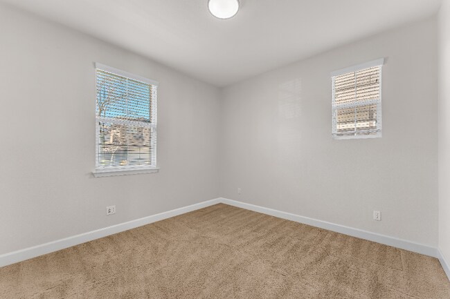 Building Photo - 2312 Keats Ln