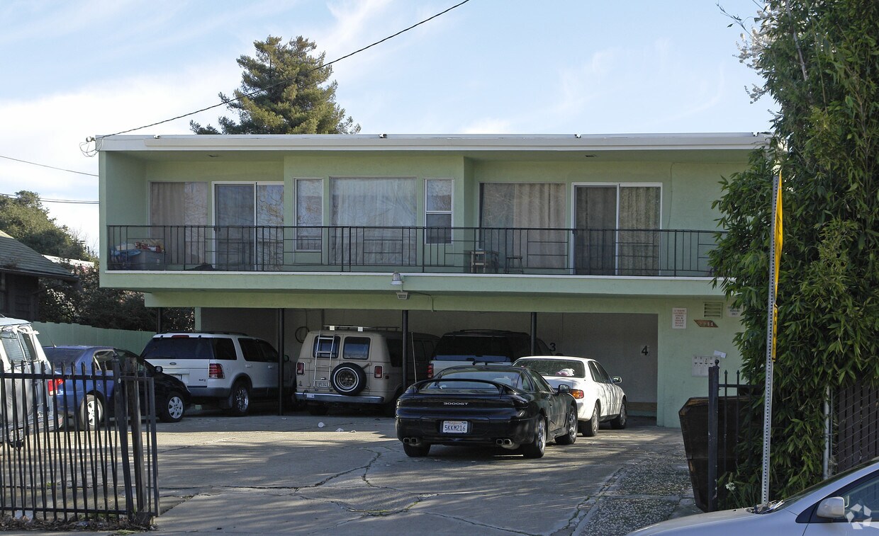 Building Photo - 2241 9th St