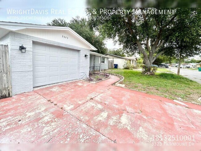 Foto del edificio - 3323 Fairmount Dr