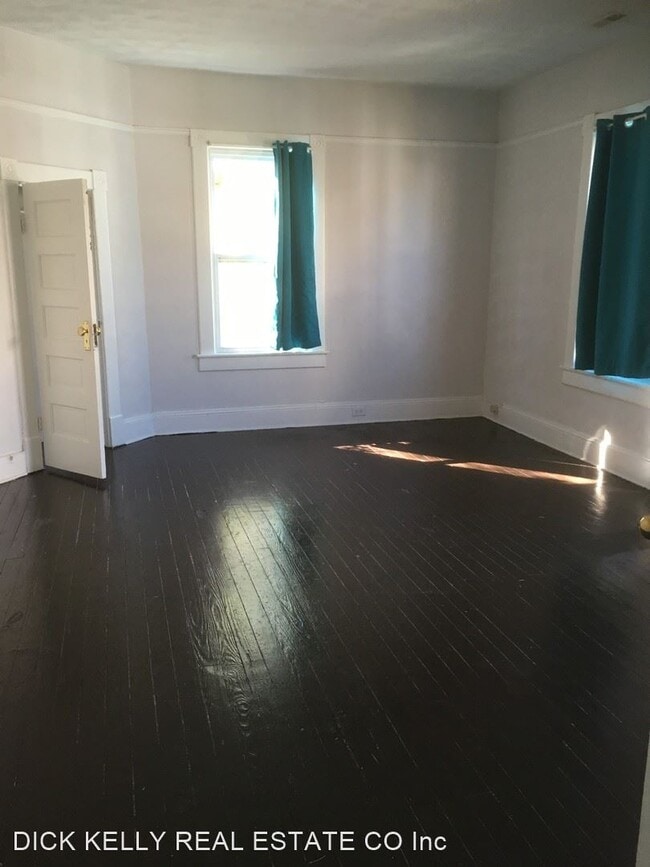 Building Photo - 3 br, 1 bath House - 125 Hough Ave