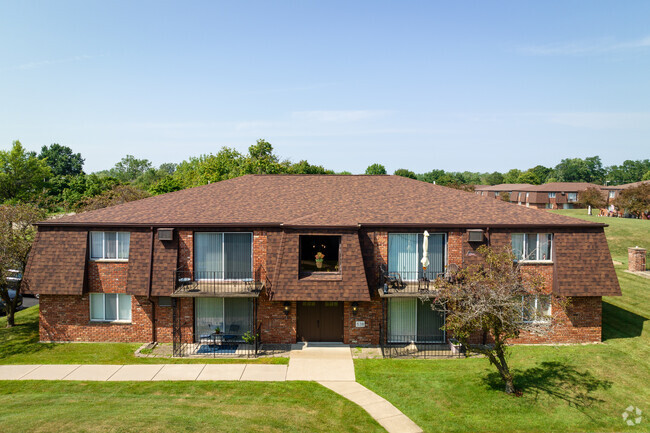 Building Photo - Birchwood Square Apartments