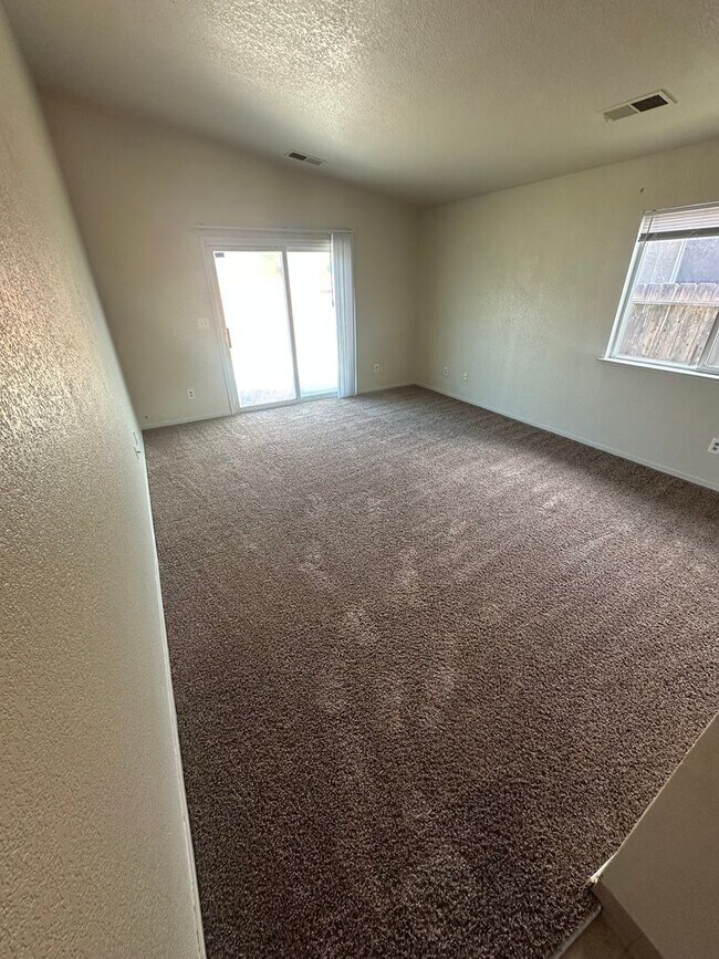 Photo - Four Bedroom Two Bathroom Home for Rent