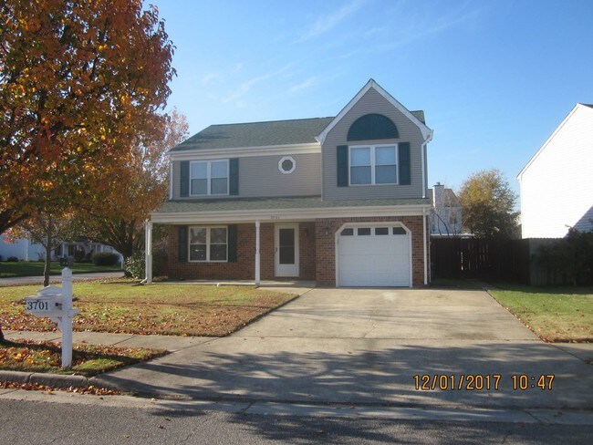 Building Photo - 3701 Castlewood Dr