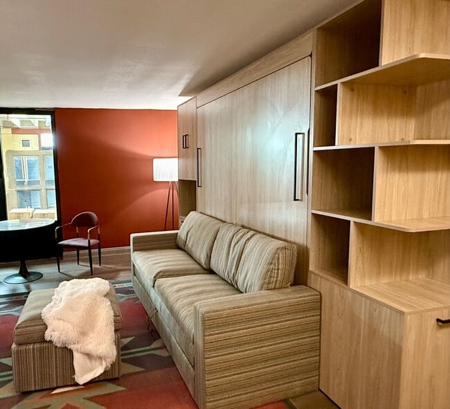 Building Photo - Haven Living