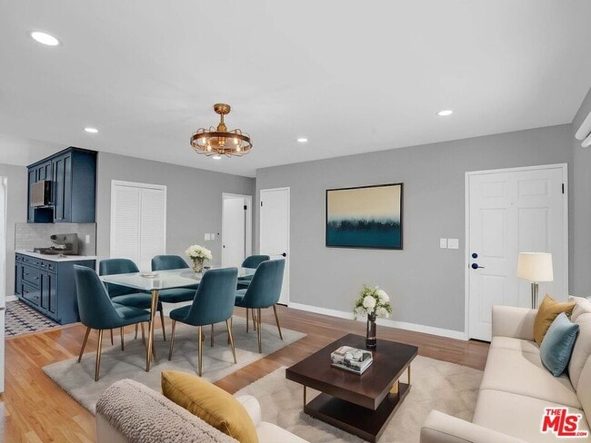 Foto del edificio - 2517 Curtis Ave