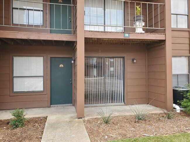 Foto del edificio - College Station - 2 bedroom /2 bath / down...