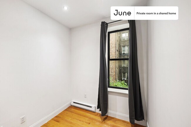 Foto del edificio - Room in Shared 4 bed/1 bath home in Upper West Side