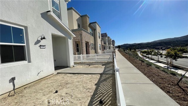 Foto del edificio - 1151 Frontier