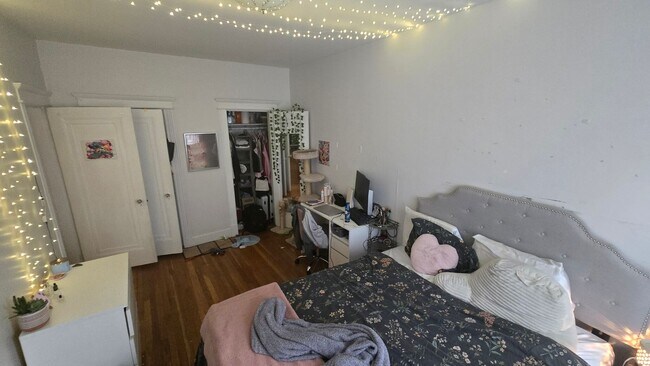 Foto del edificio - Available now - Coolidge Corner 2 bed