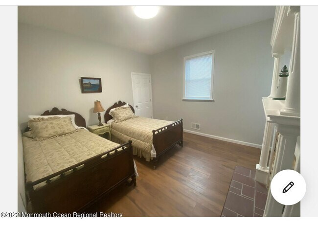 Foto del edificio - 95 Cooper Ave