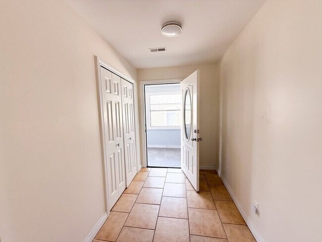 Building Photo - 134 Eckfield Dr