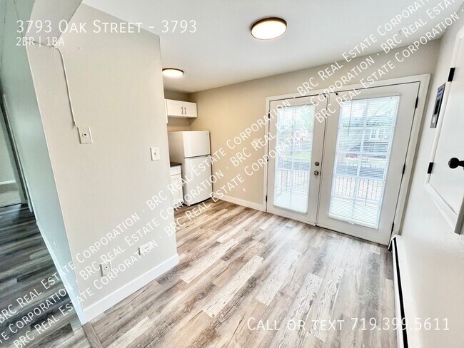 Foto del edificio - 3793 Oak St