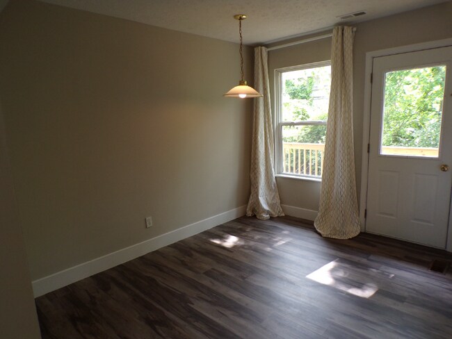 Foto del edificio - 4906 Magnolia Blossom Blvd