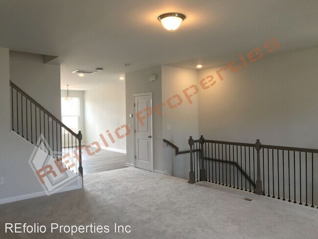 Building Photo - 3 br, 3.5 bath House - 2905 Great Lawn Road