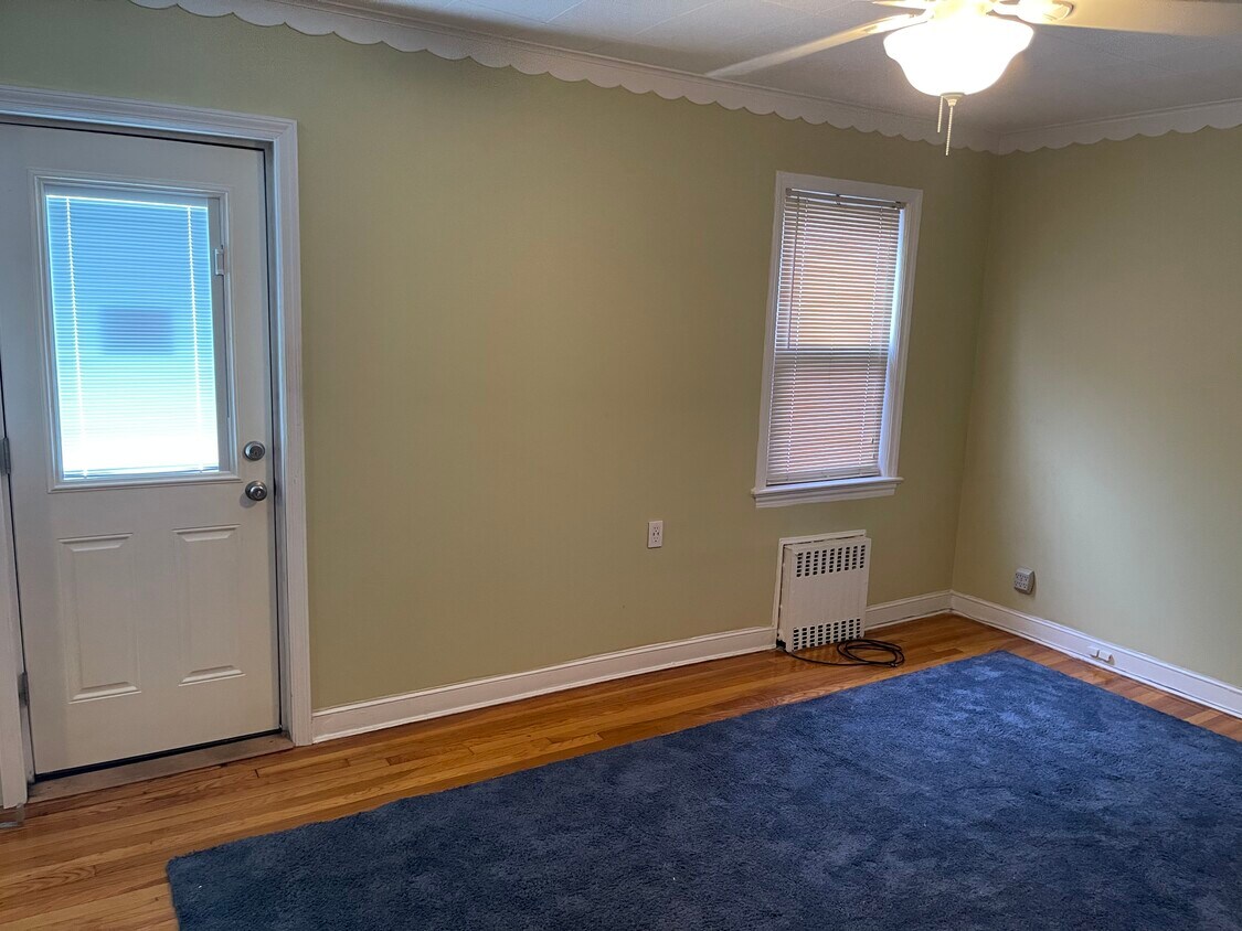 4208 208th St, Bayside, NY 11361 Townhouse for Rent in Bayside, NY