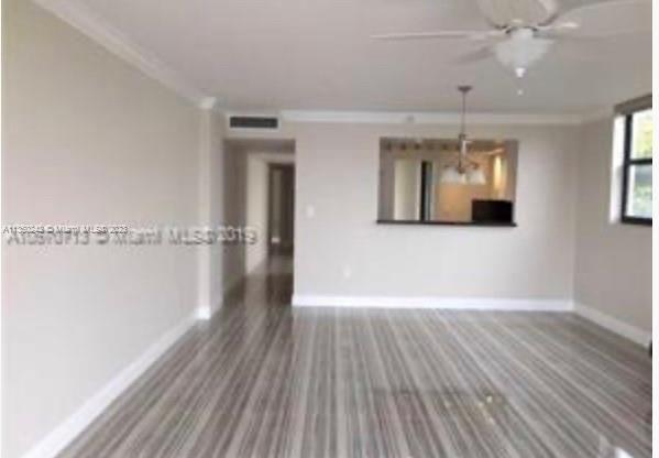 Foto del edificio - 17878 N Bay Rd