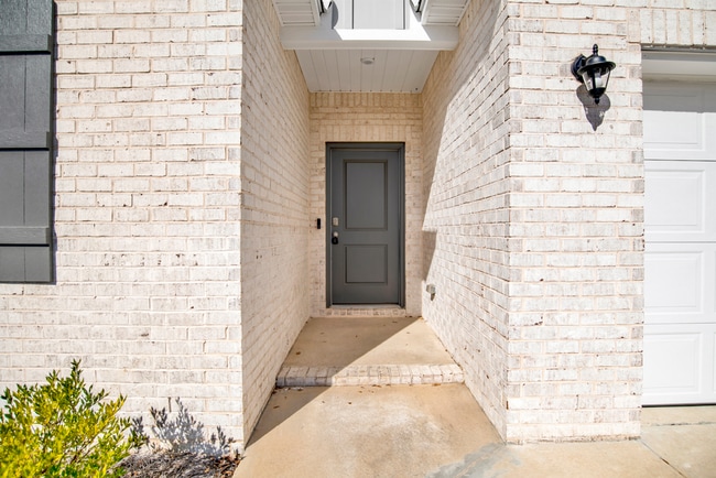 Foto del edificio - Spacious 4 bed cul-de-sac home in Bellview