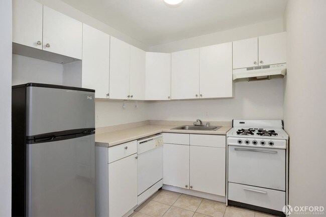 Foto del edificio - 220 Park Ave S